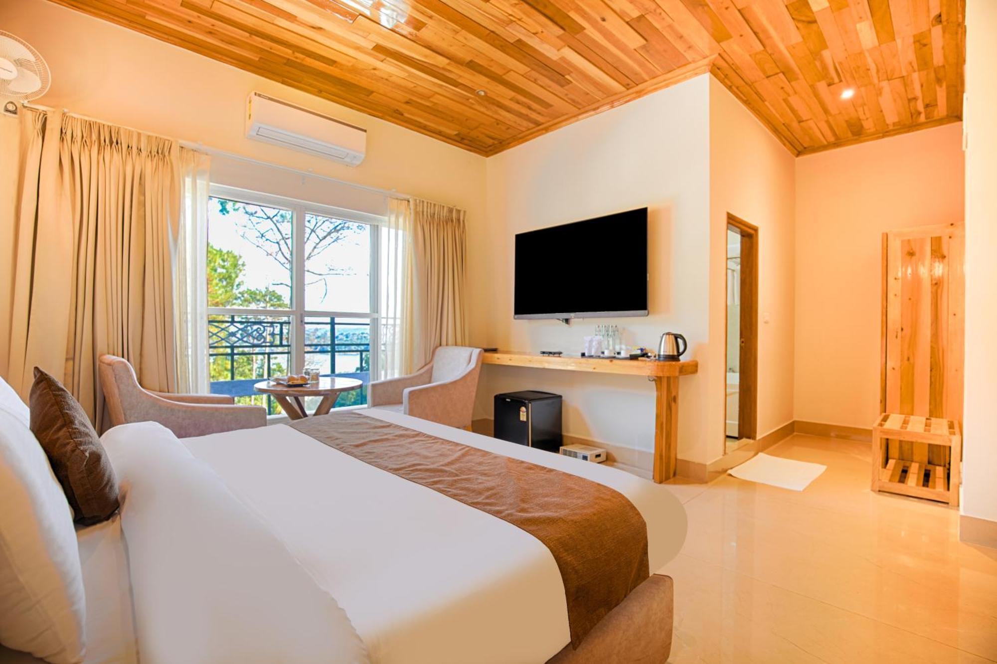 La Nicholas Lake View By Summit Hotels Shillong Oda fotoğraf